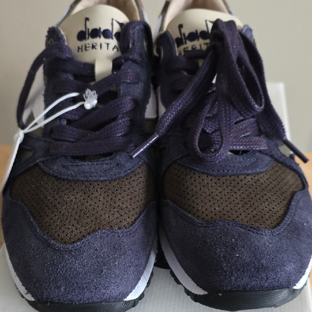 Diadora Dark Blue and White Italian Athletic Shoes - Picture 4 of 8